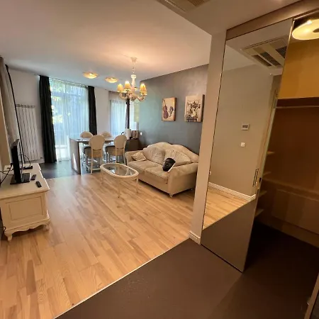 Apartment 1 Bedroom Harmony Private Parking *