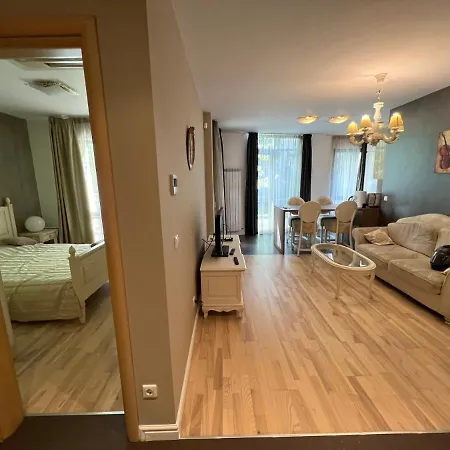 1 Bedroom Harmony Private Parking Apartment *