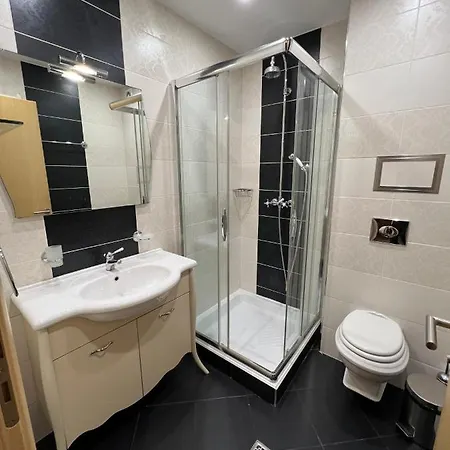 Apartment 1 Bedroom Harmony Private Parking *